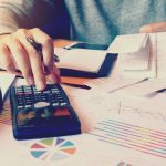 EMPRÉSTIMO DO AUXÍLIO BRASIL CUSTA ATÉ 87% A MAIS EM JUROS DO QUE OUTROS CONSIGNADOS