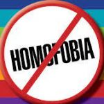 <center>BANCO É CONDENADO EM DANOS MORAIS POR PRÁTICA DE HOMOFOBIA