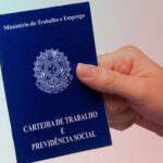 TRABALHADOR QUE TEM SUCESSIVAS RENOVAÇÕES DE CONTRATO POR PRAZO DETERMINADO TEM DIREITO A DEPÓSITO PARA O FGTS