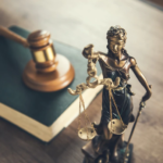 ANULAÇÃO DE QUESTÃO EM CONCURSO PÚBLICO SÓ COMPETE AO JUDICIÁRIO QUANDO HOUVER DESACORDO COM O EDITAL