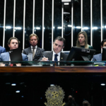 CONGRESSO PROMULGA EMENDA CONSTITUCIONAL PARA PAGAMENTO DE BENEFÍCIOS SOCIAIS