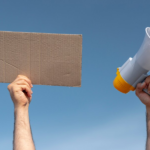 PARA 56% REFORMA TRABALHISTA TROUXE MAIS BENEFÍCIO PARA EMPRESÁRIOS DO QUE PARA TRABALHADOR