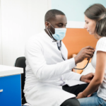 FILHO MAIOR COM ESQUIZOFRENIA TEM DIREITO À PENSÃO POR MORTE DA MÃE INDEPENDENTEMENTE DE COMPROVAÇÃO DE DEPENDÊNCIA ECONÔMICA